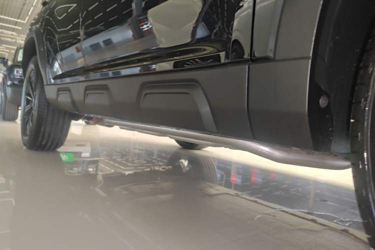 Used Haval Raptor New Energy 2026 Model Hi4 150 Ultra Flagship Edition Right Side Sill