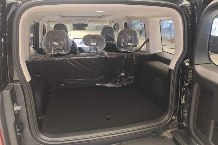 Used Haval Raptor New Energy 2026 Model Hi4 150 Ultra Flagship Edition Trunk