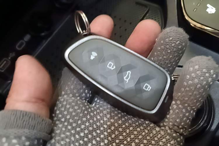 Used Haval Raptor New Energy 2026 Model Hi4 105 Pro Vehicle Key