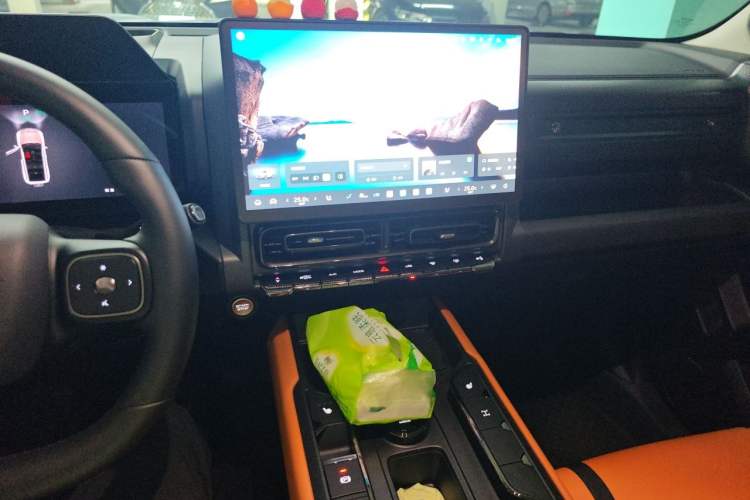 Used Haval Raptor New Energy 2026 Model Hi4 150 Ultra Audio And AC Panel