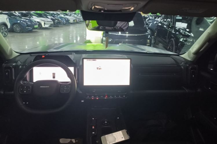 Used Haval Raptor New Energy 2026 Model Hi4 105 Pro Center Console