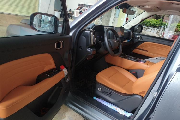 Used Haval Raptor New Energy 2026 Model Hi4 105 Pro Driver Seat