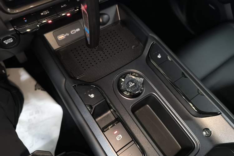 Used Haval Raptor New Energy 2026 Model Hi4 105 Pro Gear Lever