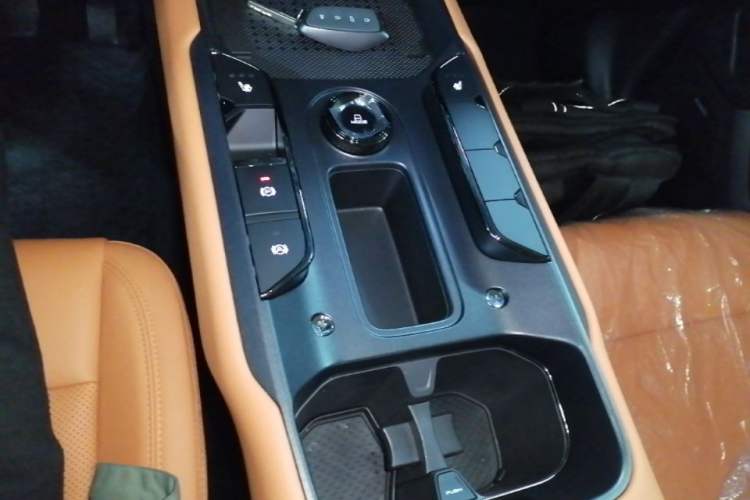 Used Haval Raptor New Energy 2026 Model Hi4 150 Pro Gear Lever