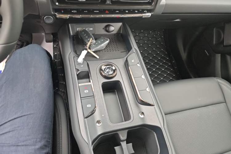 Used Haval Raptor New Energy 2026 Model Hi4 150 Pro Gear Lever