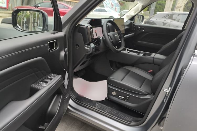 Used Haval Raptor New Energy 2026 Model Hi4 150 Pro Interior 3