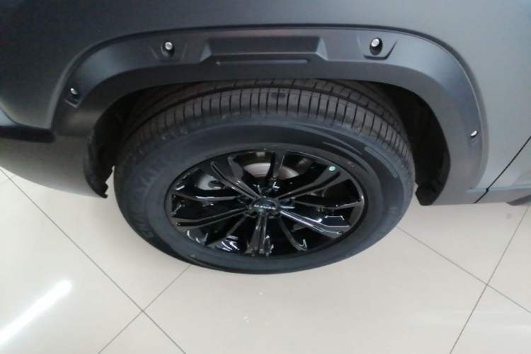 Used Haval Raptor New Energy 2026 Model Hi4 150 Pro Left Front Wheel Hub