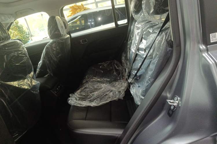 Used Haval Raptor New Energy 2026 Model Hi4 105 Pro Left Rear Seat