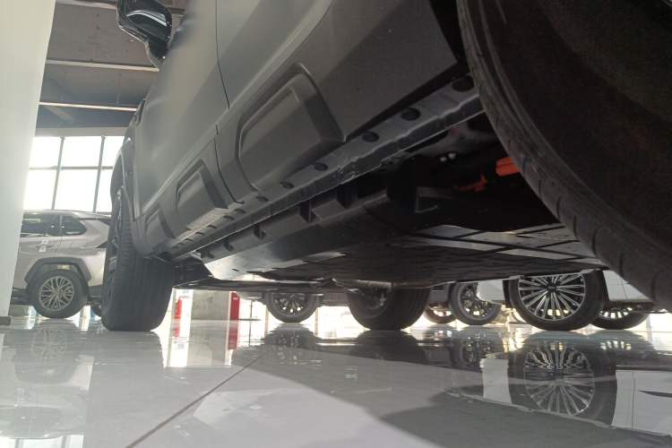 Used Haval Raptor New Energy 2026 Model Hi4 105 Pro Left Side Sill