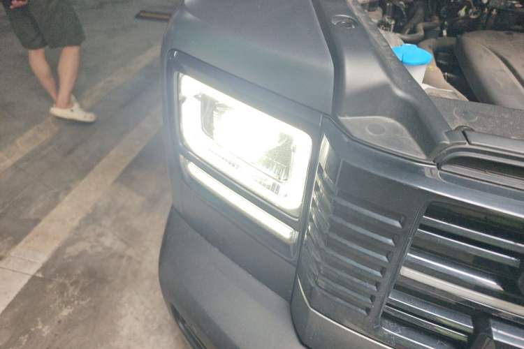 Used Haval Raptor New Energy 2026 Model Hi4 150 Ultra Right Front Headlight