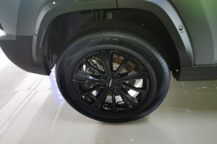 Used Haval Raptor New Energy 2026 Model Hi4 150 Pro Right Rear Wheel Hub