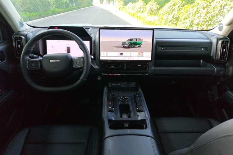 Used Haval Raptor New Energy 2026 Model Hi4 200 Ultra Flagship Edition Center Console