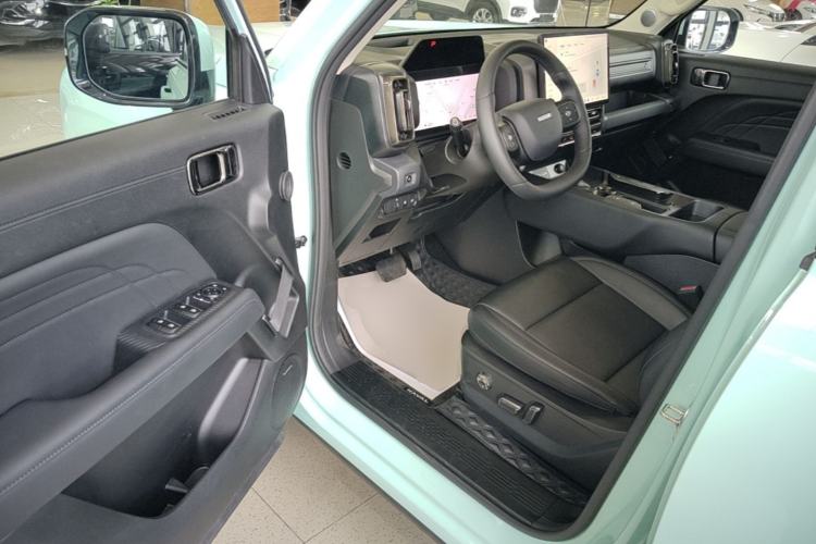 Used Haval Raptor New Energy 2026 Model Hi4 200 Ultra Flagship Edition Driver Seat