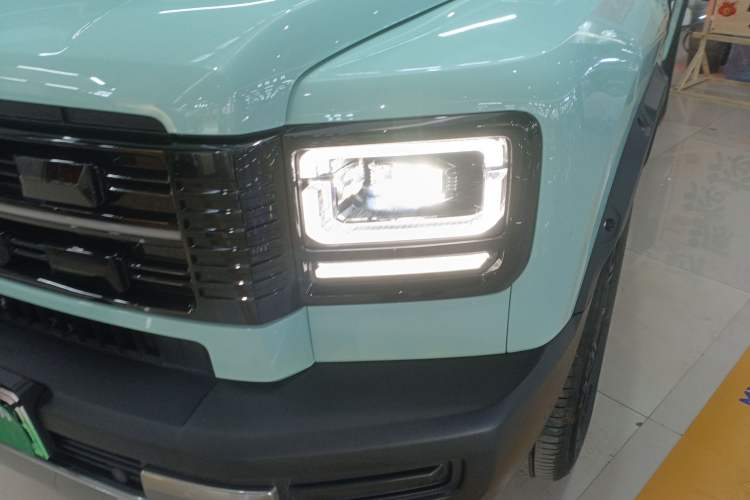 Used Haval Raptor New Energy 2026 Model Hi4 200 Ultra Flagship Edition Left Front Headlight