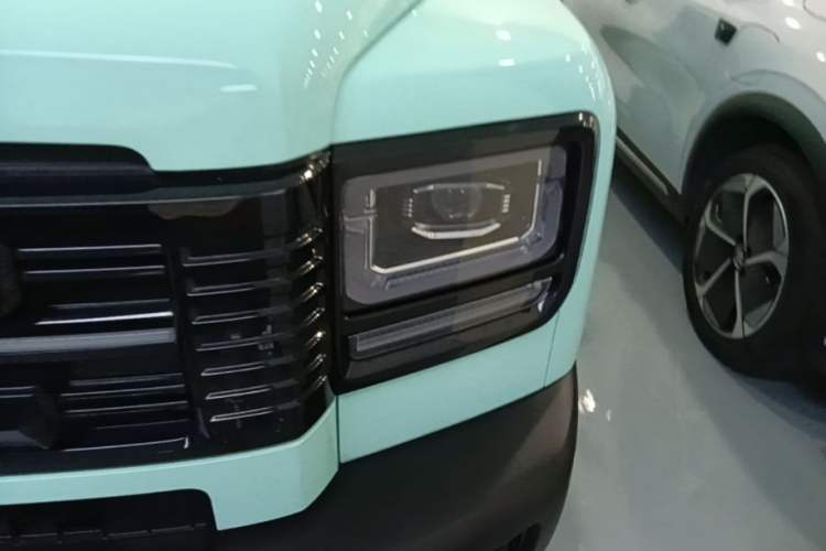 Used Haval Raptor New Energy 2026 Model Hi4 200 Ultra Flagship Edition Left Front Headlight