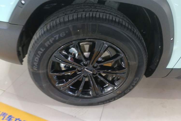 Used Haval Raptor New Energy 2026 Model Hi4 200 Ultra Flagship Edition Left Front Wheel Hub