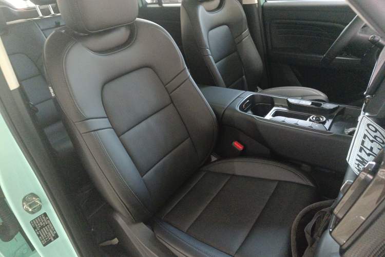 Used Haval Raptor New Energy 2026 Model Hi4 105 Pro Right Front Seat