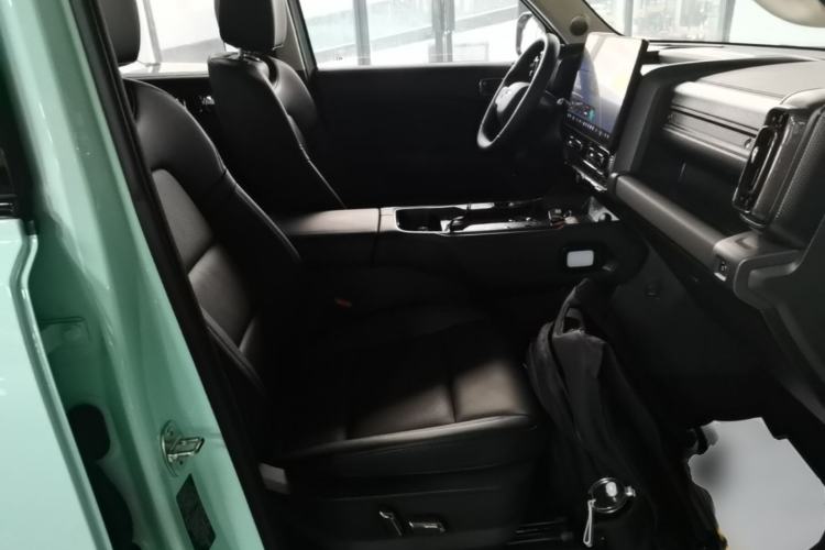 Used Haval Raptor New Energy 2026 Model Hi4 200 Ultra Flagship Edition Right Front Seat