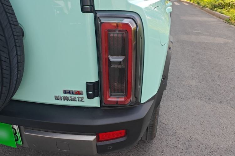 Used Haval Raptor New Energy 2026 Model Hi4 200 Ultra Flagship Edition Right Rear Taillight