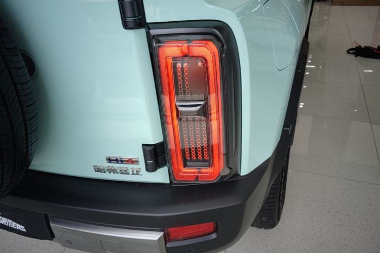 Used Haval Raptor New Energy 2026 Model Hi4 200 Ultra Flagship Edition Right Rear Taillight