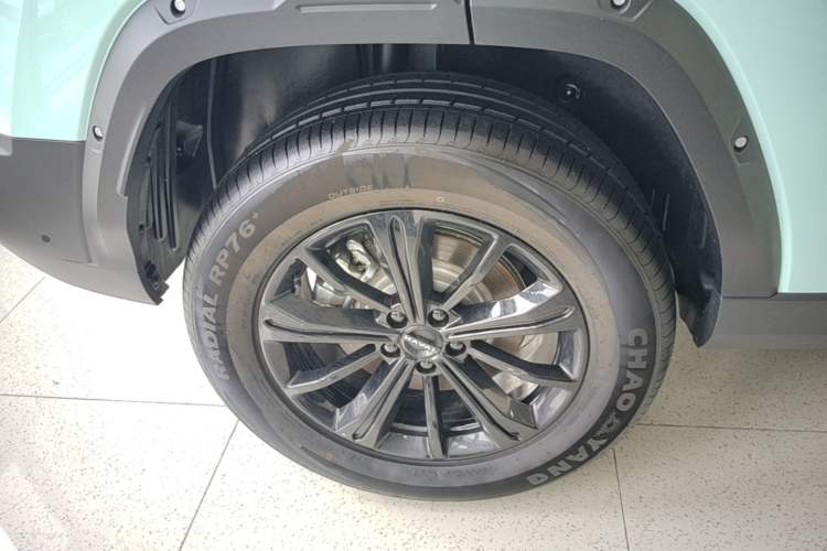 Used Haval Raptor New Energy 2026 Model Hi4 200 Ultra Flagship Edition Right Rear Wheel Hub
