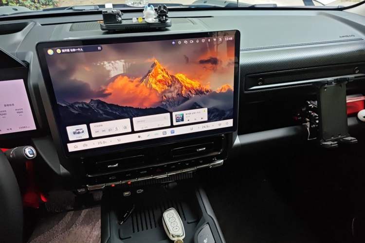Used Haval Raptor New Energy 2026 Model Hi4 200 Ultra Audio And AC Panel