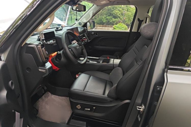 Used Haval Raptor New Energy 2026 Model Hi4 200 Ultra Left Front Seat