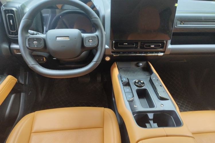Used Haval Raptor New Energy 2026 Model Hi4 200 Ultra Flagship Edition Center Console