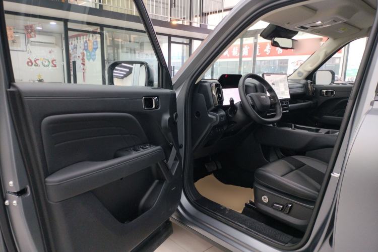 Used Haval Raptor New Energy 2026 Model Hi4 200 Ultra Interior 3