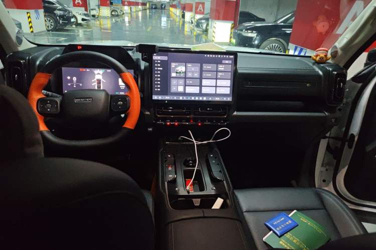 Used Haval Raptor New Energy 2026 Model Hi4 150 Ultra Center Console