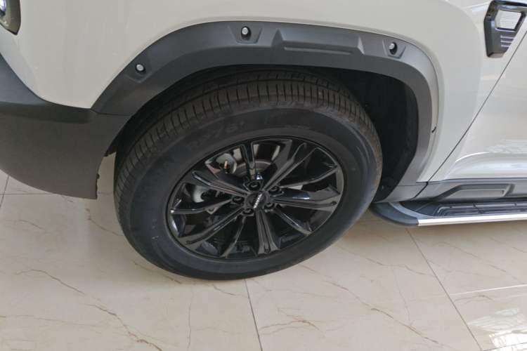 Used Haval Raptor New Energy 2026 Model Hi4 150 Pro Left Front Wheel Hub