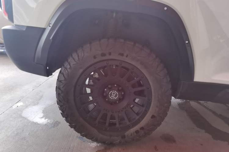 Used Haval Raptor New Energy 2026 Model Hi4 105 Pro Right Rear Wheel Hub