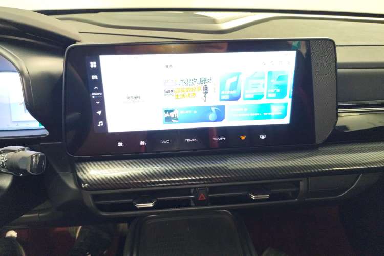 Used Haval X DOG 2022 1.5T DCT Two-Wheel Drive Trendy Edition Audio And AC Panel