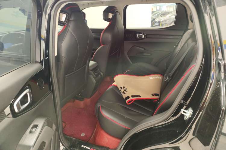 Used Haval X DOG 2022 1.5T DCT Two-Wheel Drive Trendy Edition Right Rear Seat
