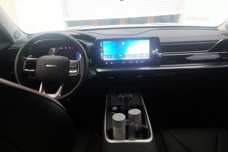 Used Haval X DOG 2022 1.5T DCT Two-Wheel Drive Trendy Sound Edition Center Console