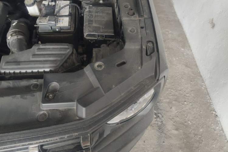 Used Haval X DOG 2022 1.5T DCT Two-Wheel Drive Trendy Sound Edition Engine Bay Left