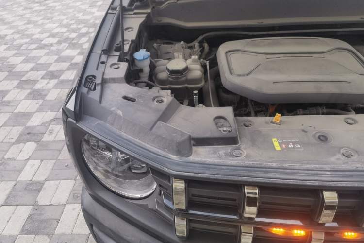 Used Haval X DOG 2022 1.5T DCT Two-Wheel Drive Trendy Sound Edition Engine Bay Right