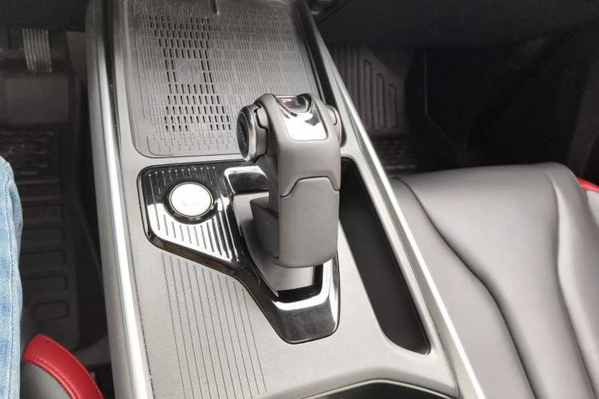 Used Haval X DOG 2022 1.5T DCT Two-Wheel Drive Trendy Sound Edition Gear Lever