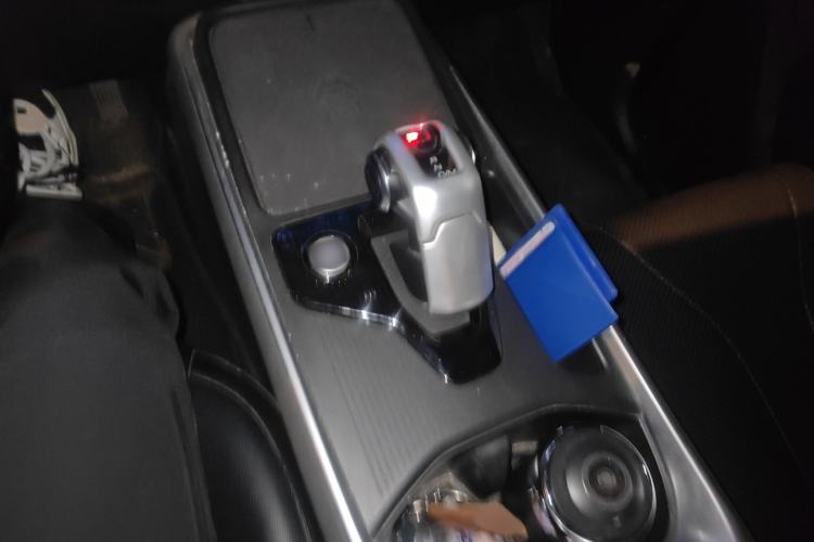 Used Haval X DOG 2022 1.5T DCT Two-Wheel Drive Trendy Edition Gear Lever