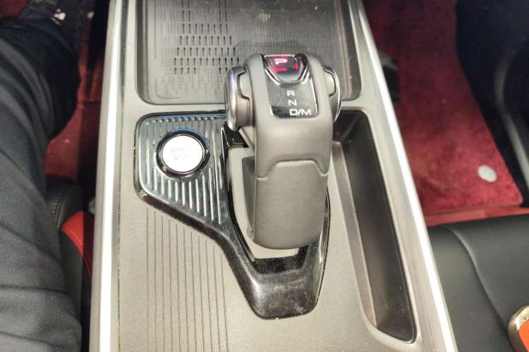 Used Haval X DOG 2022 1.5T DCT Two-Wheel Drive Trendy Edition Gear Lever
