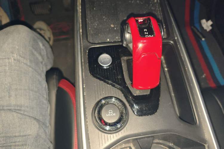 Used Haval X DOG 2022 1.5T DCT Four-Wheel Drive Trendy Wild Edition Gear Lever
