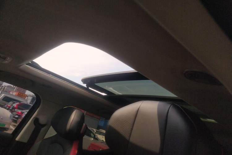 Used Haval X DOG 2022 1.5T DCT Two-Wheel Drive Trendy Edition Headliner