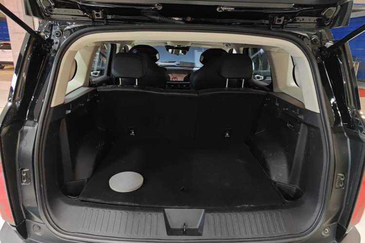 Used Haval X DOG 2022 1.5T DCT Two-Wheel Drive Trendy & Cool Edition Trunk
