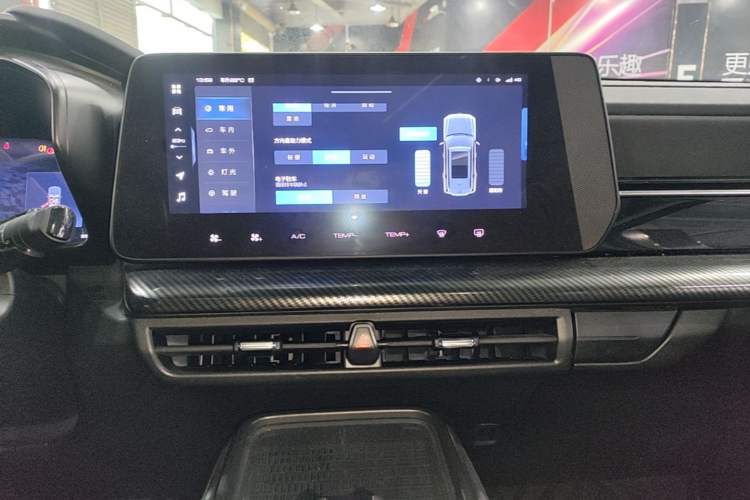 Used Haval X DOG 2022 1.5T DCT Two-Wheel Drive Trendy Edition Audio And AC Panel