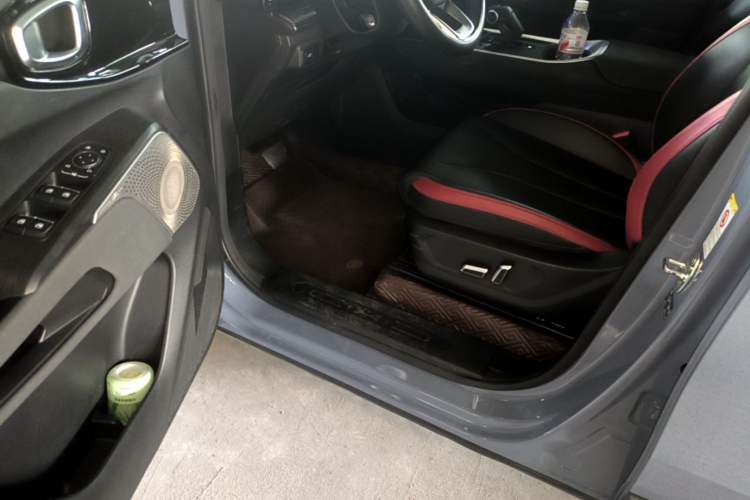 Used Haval X DOG 2022 1.5T DCT Two-Wheel Drive Trendy Edition Driver Seat