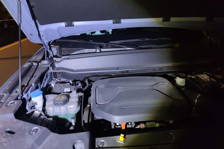 Used Haval X DOG 2022 1.5T DCT Two-Wheel Drive Trendy Sound Edition Engine Bay Right