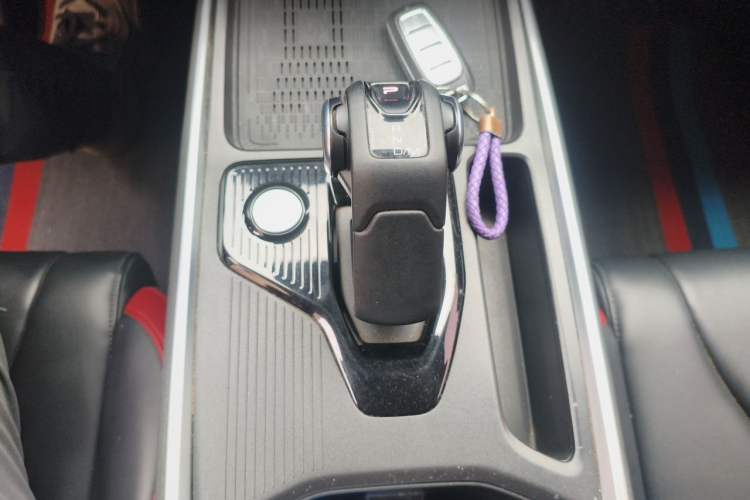 Used Haval X DOG 2022 1.5T DCT Two-Wheel Drive Trendy Sound Edition Gear Lever