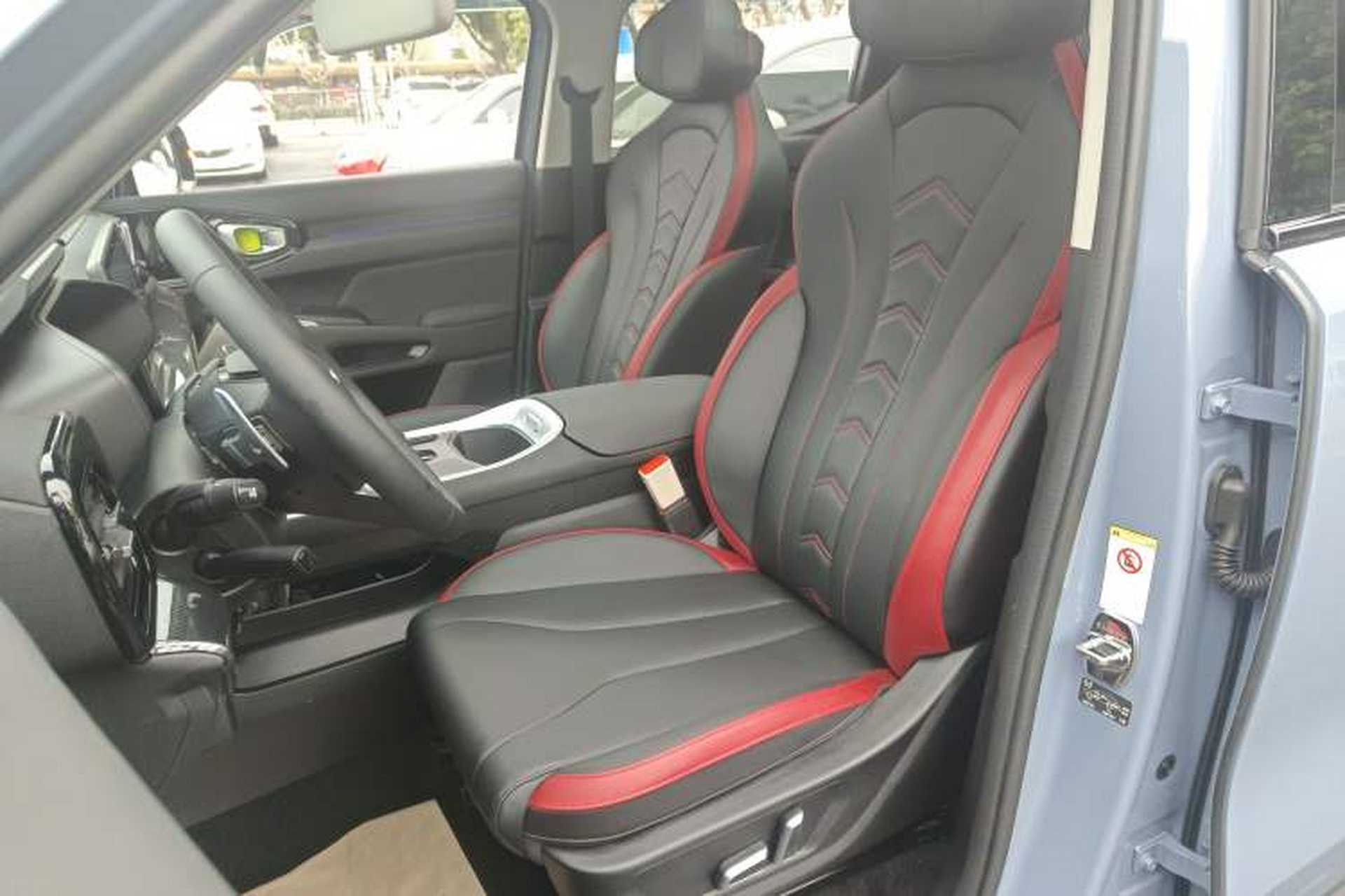 Used Haval X DOG 2022 1.5T DCT Two-Wheel Drive Trendy Edition Left Front Seat