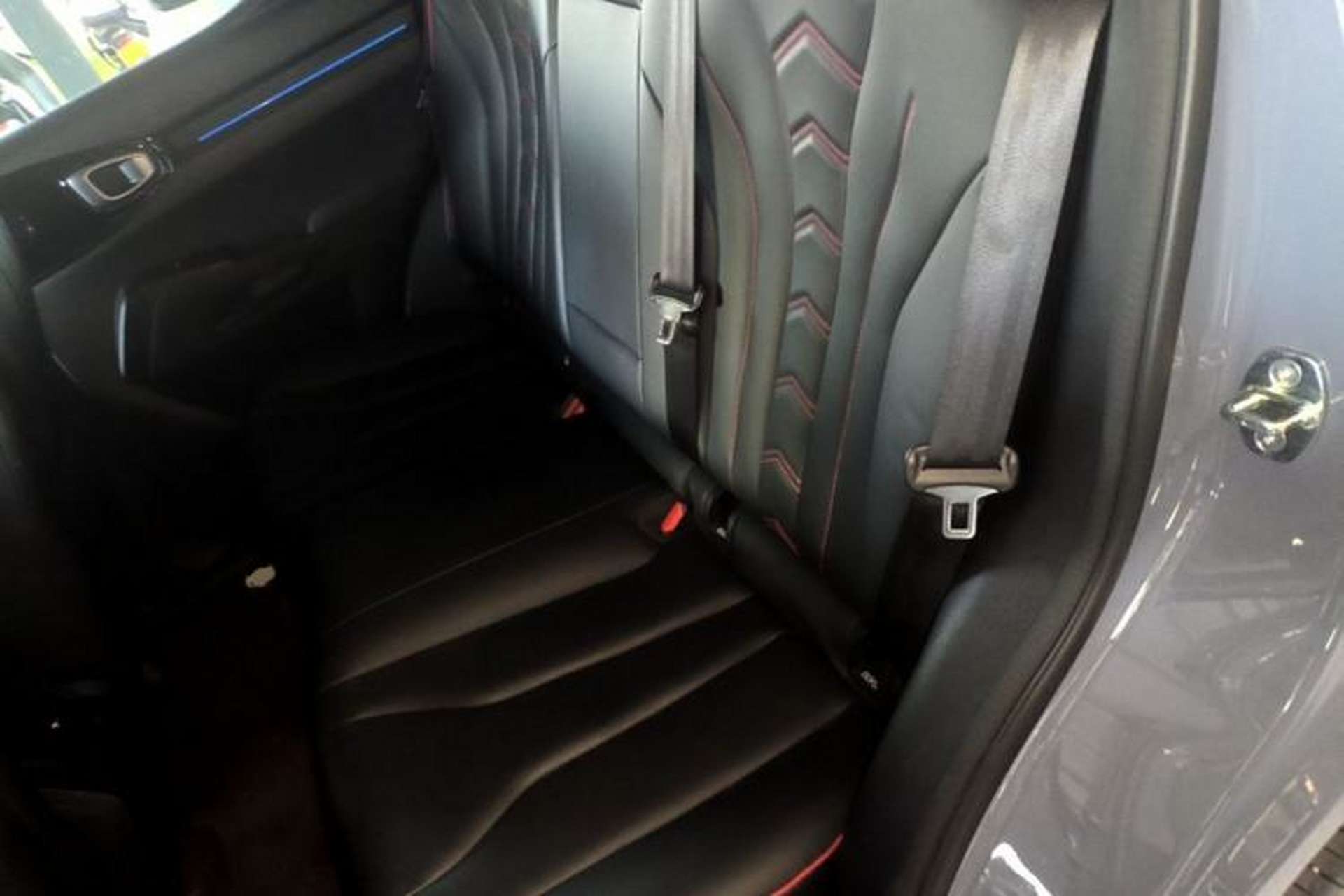 Used Haval X DOG 2022 1.5T DCT Two-Wheel Drive Trendy Edition Left Rear Seat