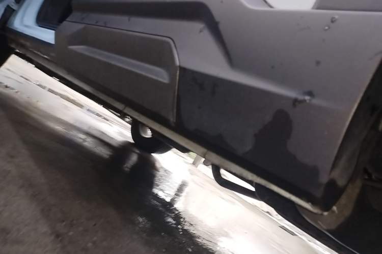 Used Haval X DOG 2022 1.5T DCT Two-Wheel Drive Trendy Edition Left Side Sill